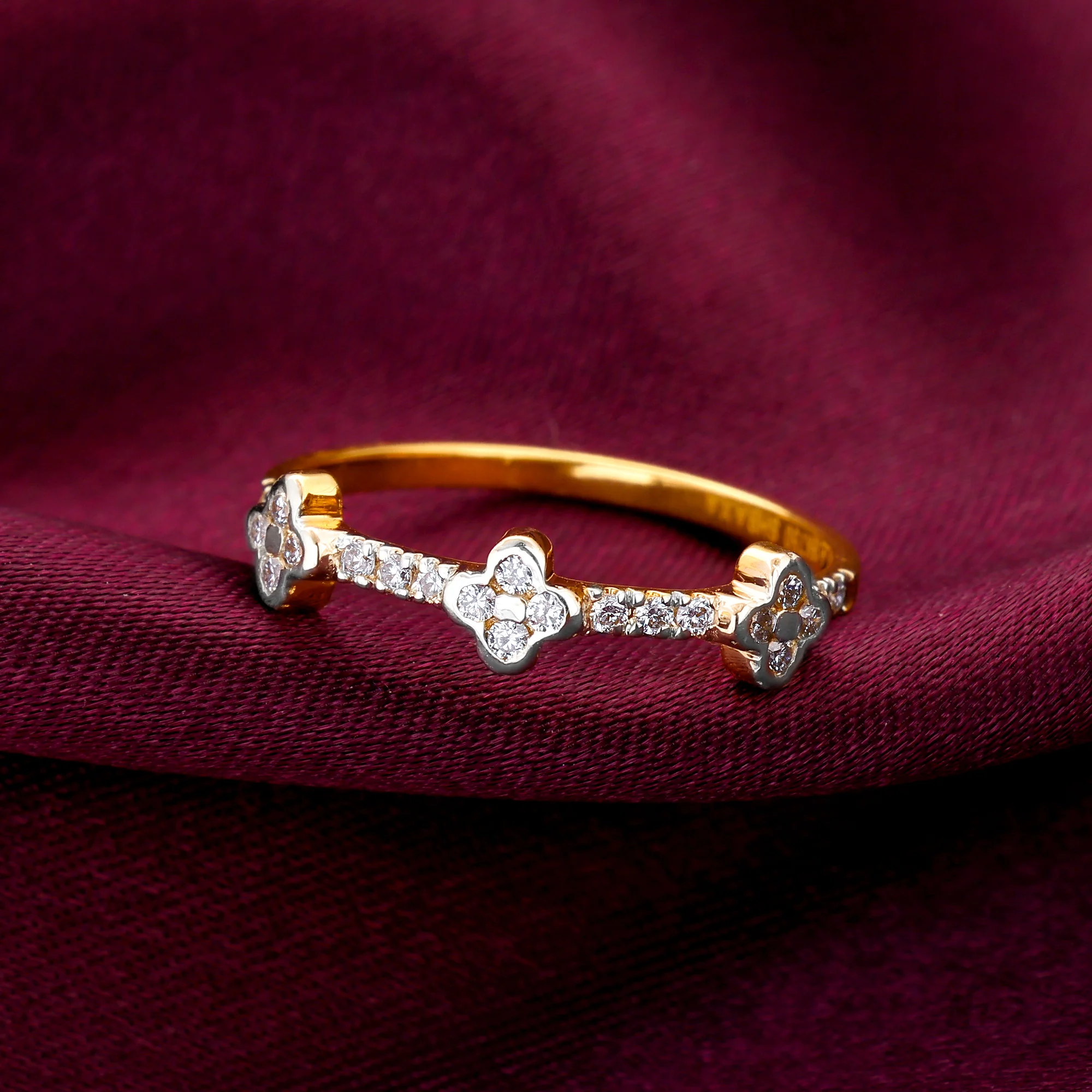 Gold Ornate Floral Diamond Ring - Image 2