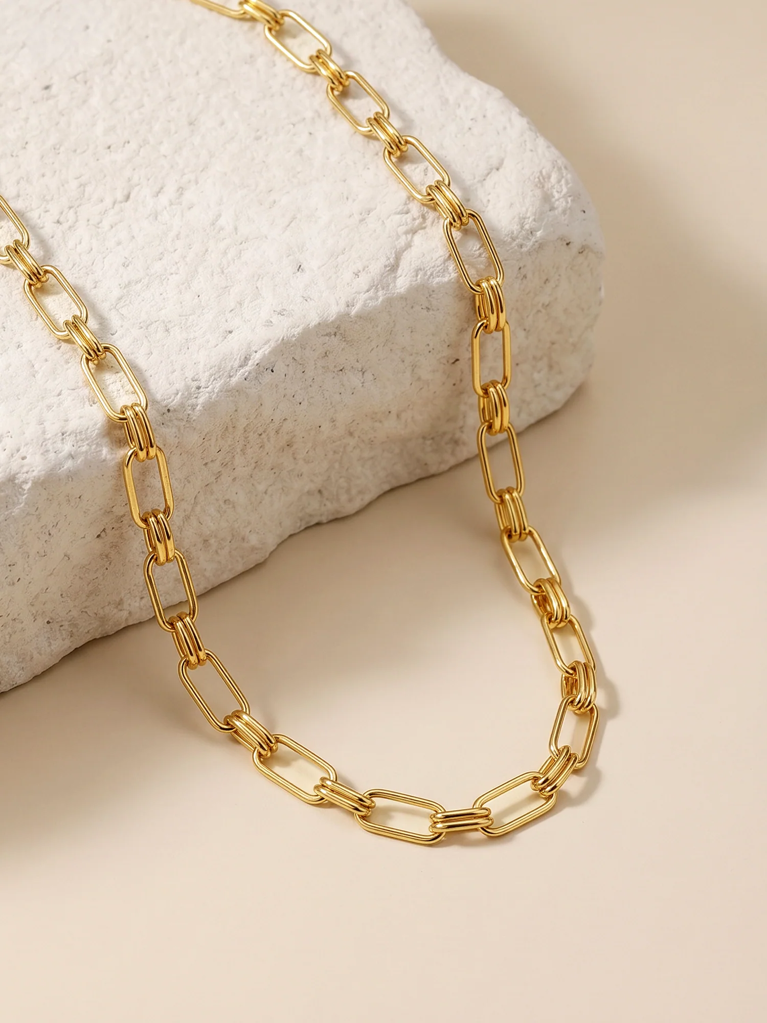 Baddie Link Gold Plated Necklace - Image 2