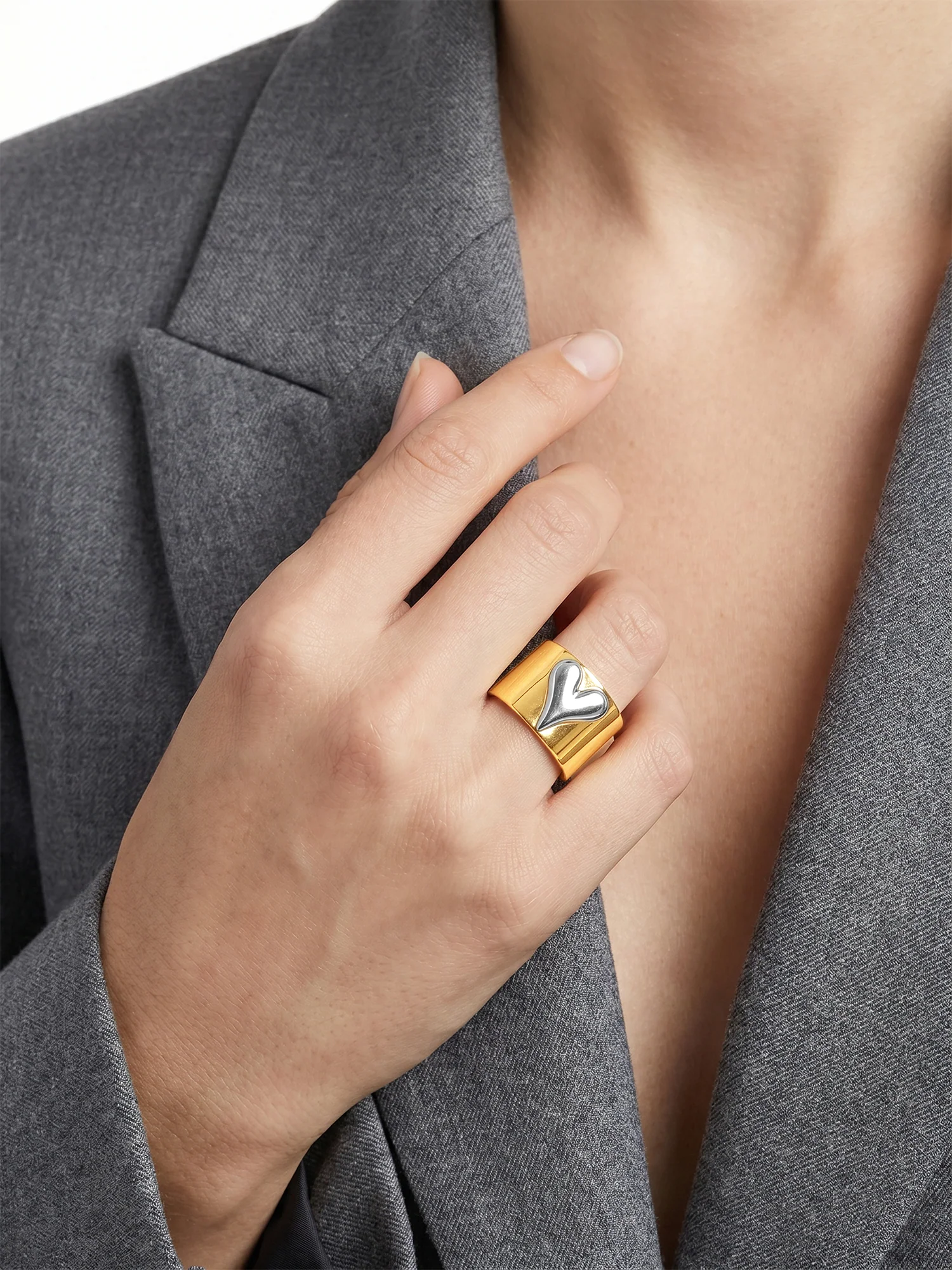 Bold Heart Dual Tone Ring (Size 14) - Image 3