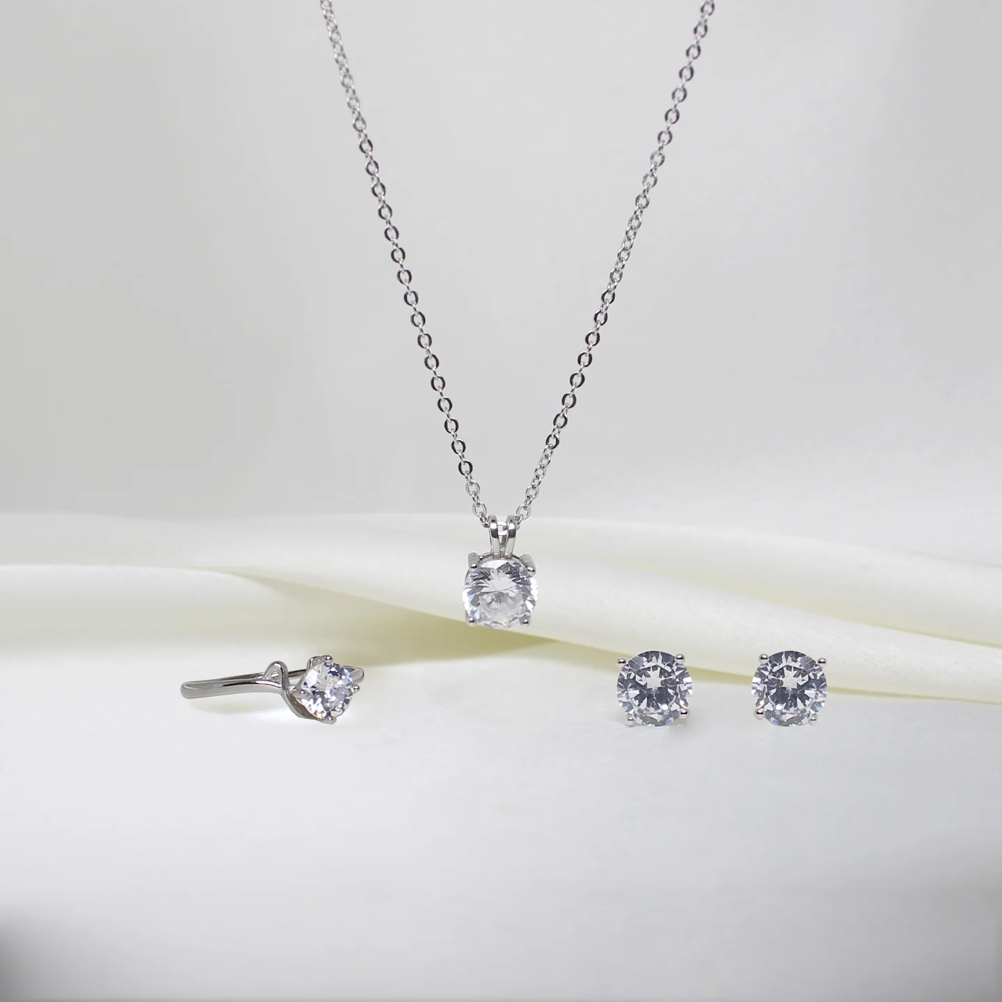 Darling Zircon Trio - Image 3