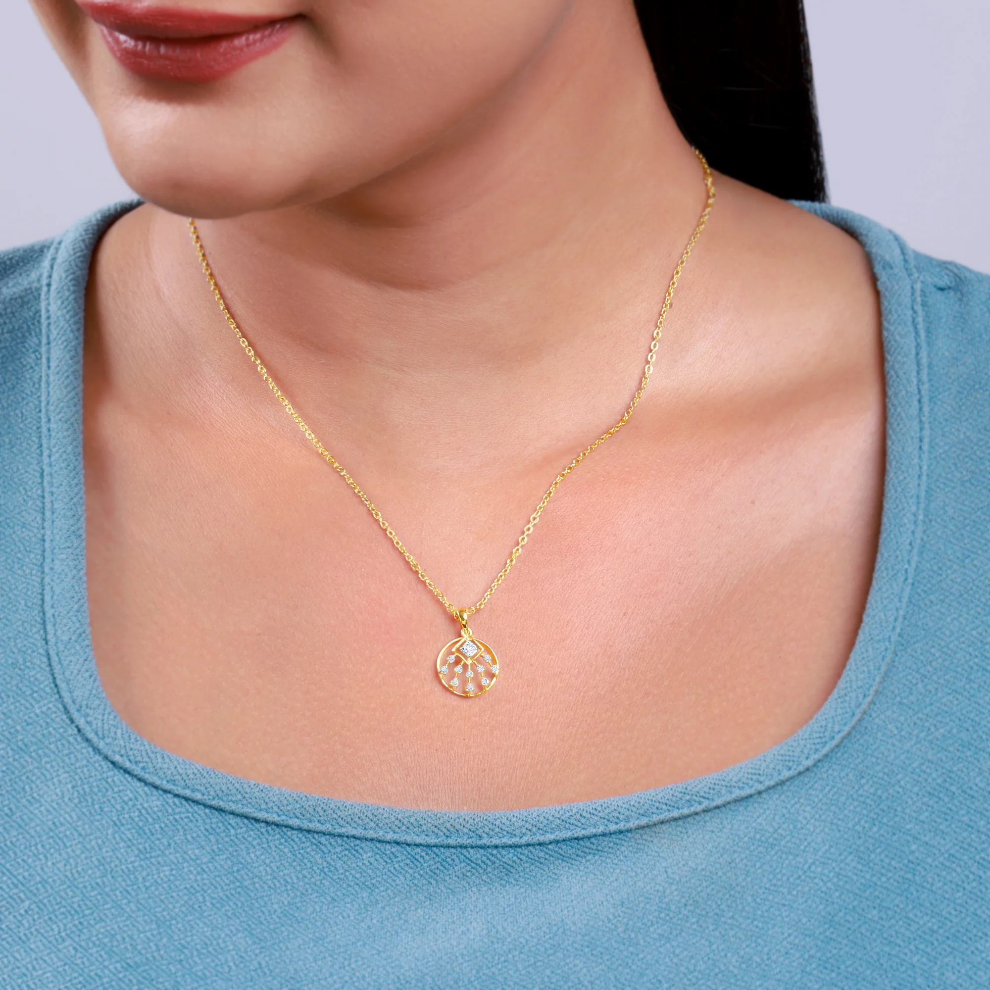 Gold Admiring Shine Lab Grown Diamond Pendant - Image 3