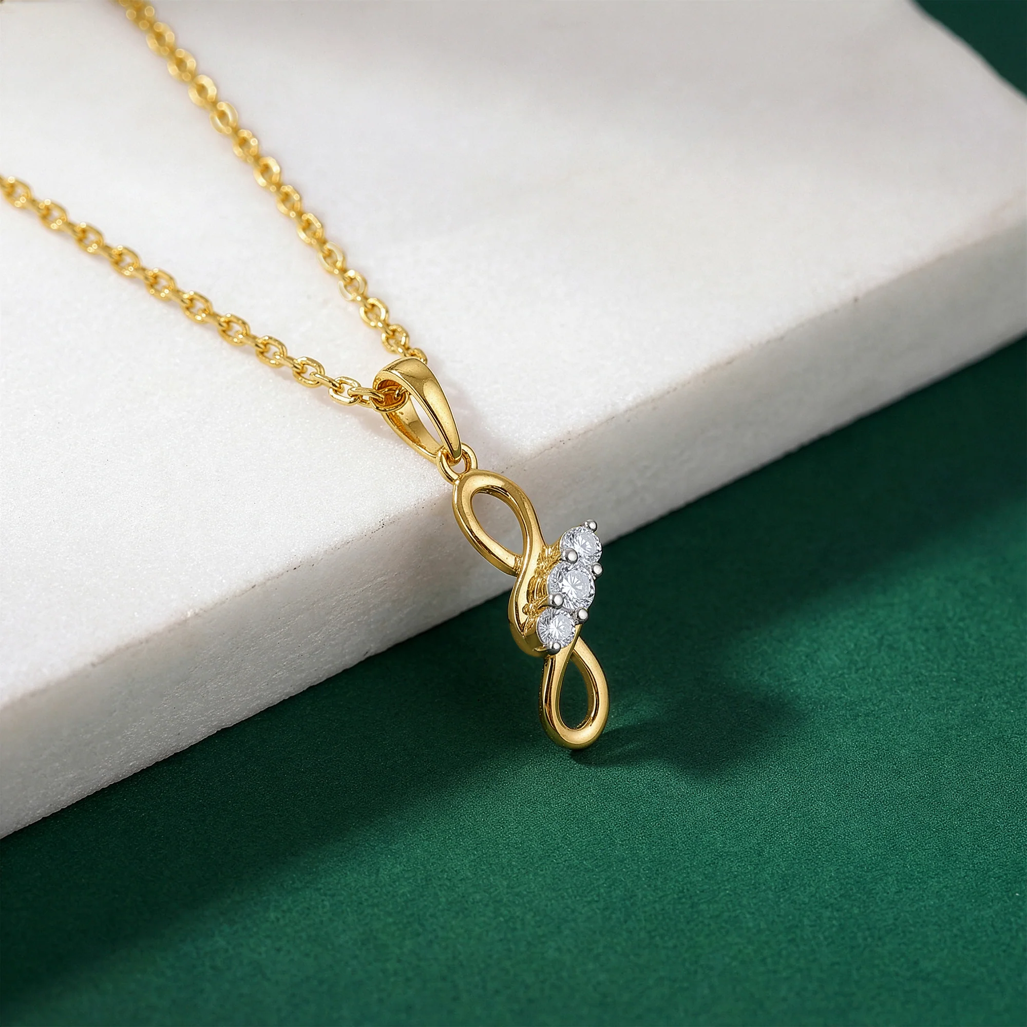 Gold Everlasting Vine Lab Grown Diamond Pendant - Image 2