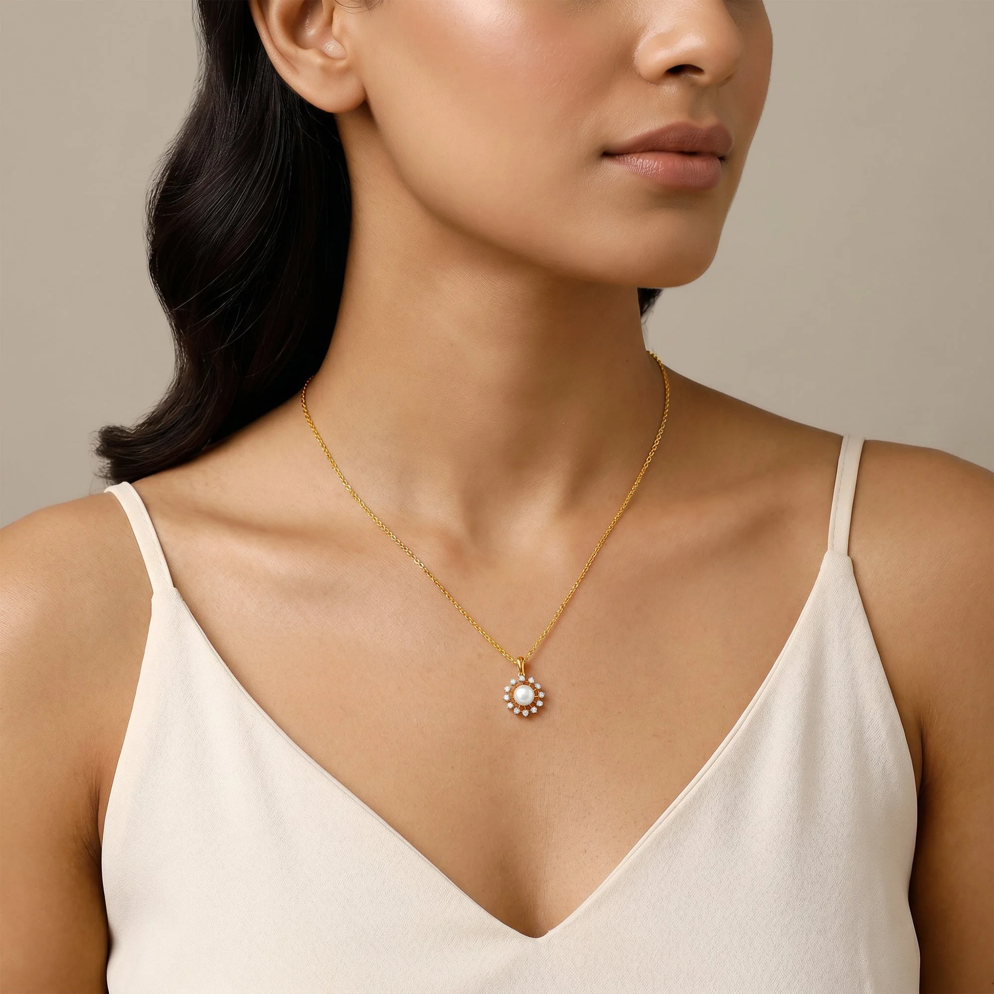 Gold Fiore Lab Grown Diamond Pendant - Image 4