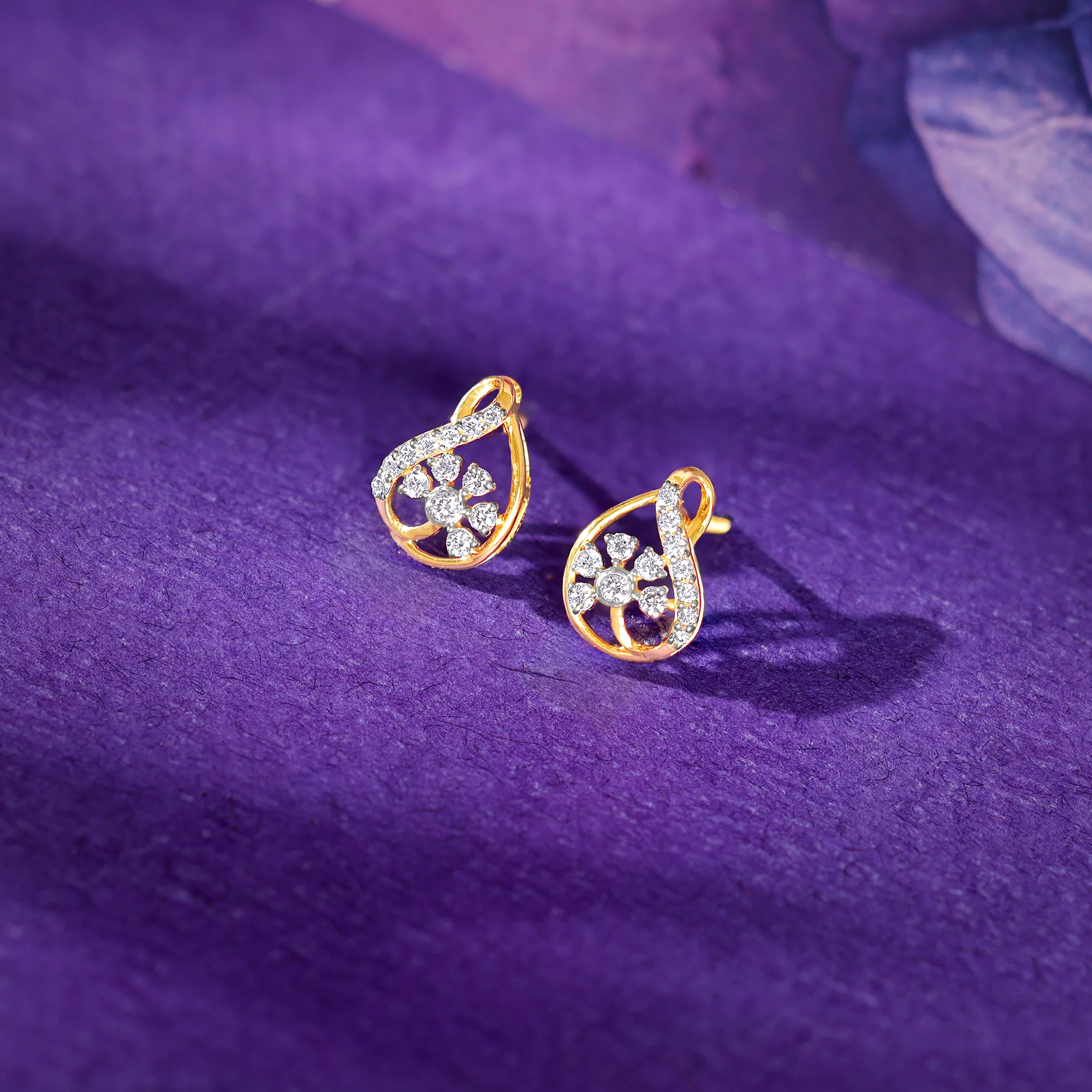 Gold Floral Shell Lab Grown Diamond Earrings - Image 2