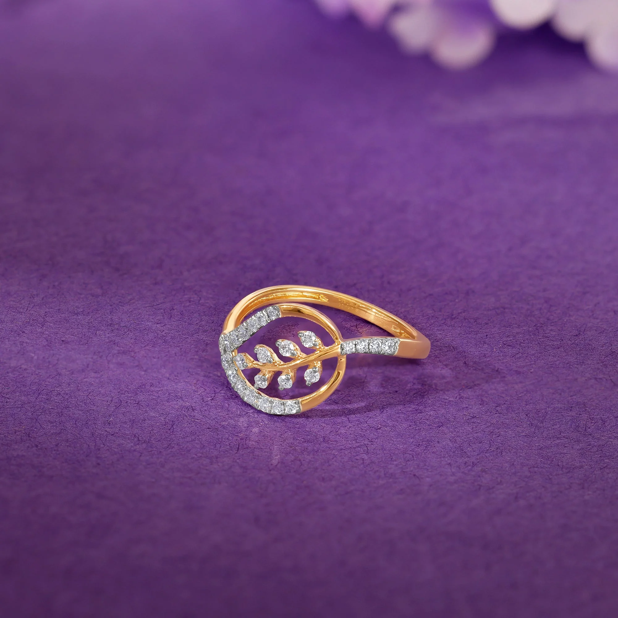 Gold Leaf in Luxury Lab Grown Diamond Ring - Image 2