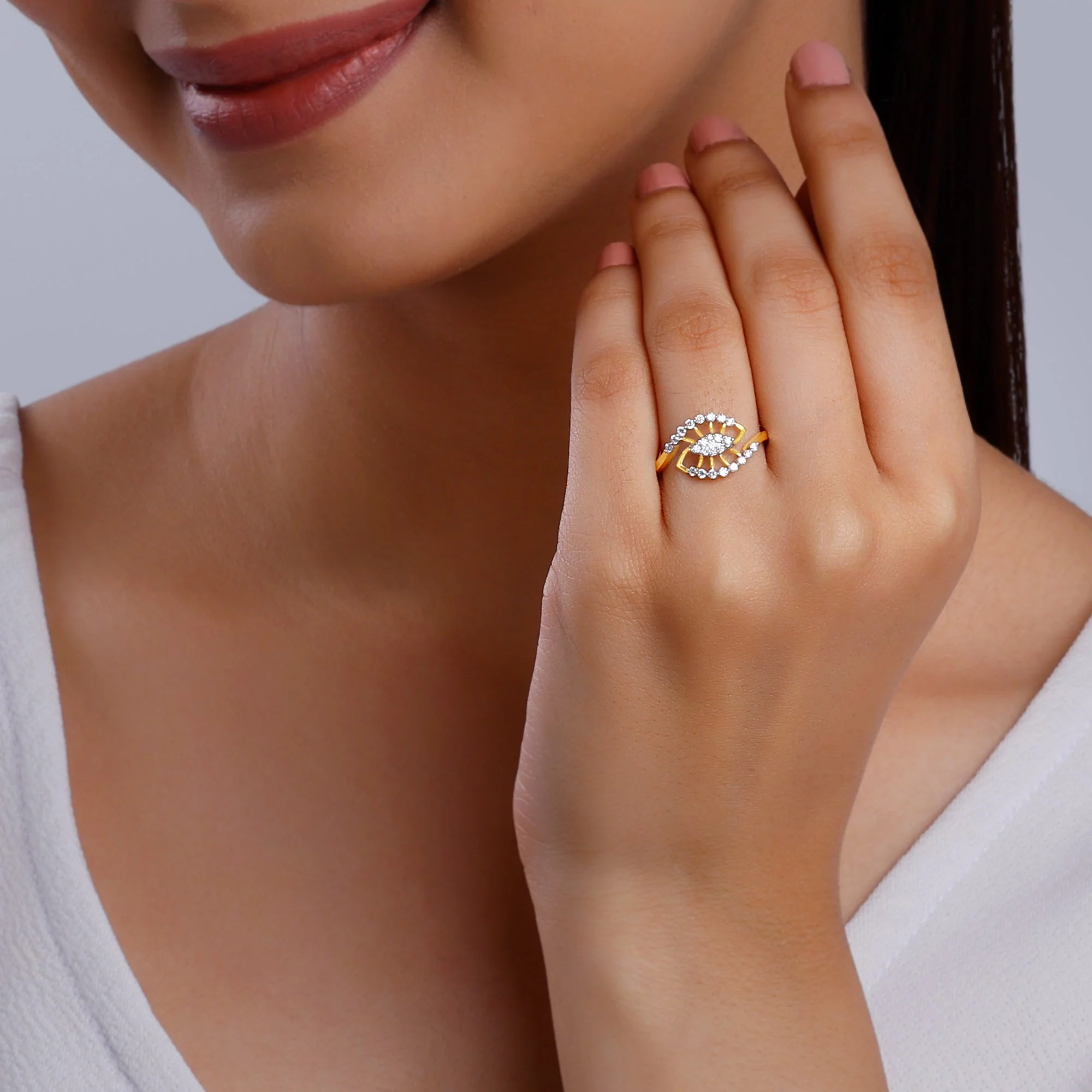 Gold Melifluos Diamond Ring - Image 3