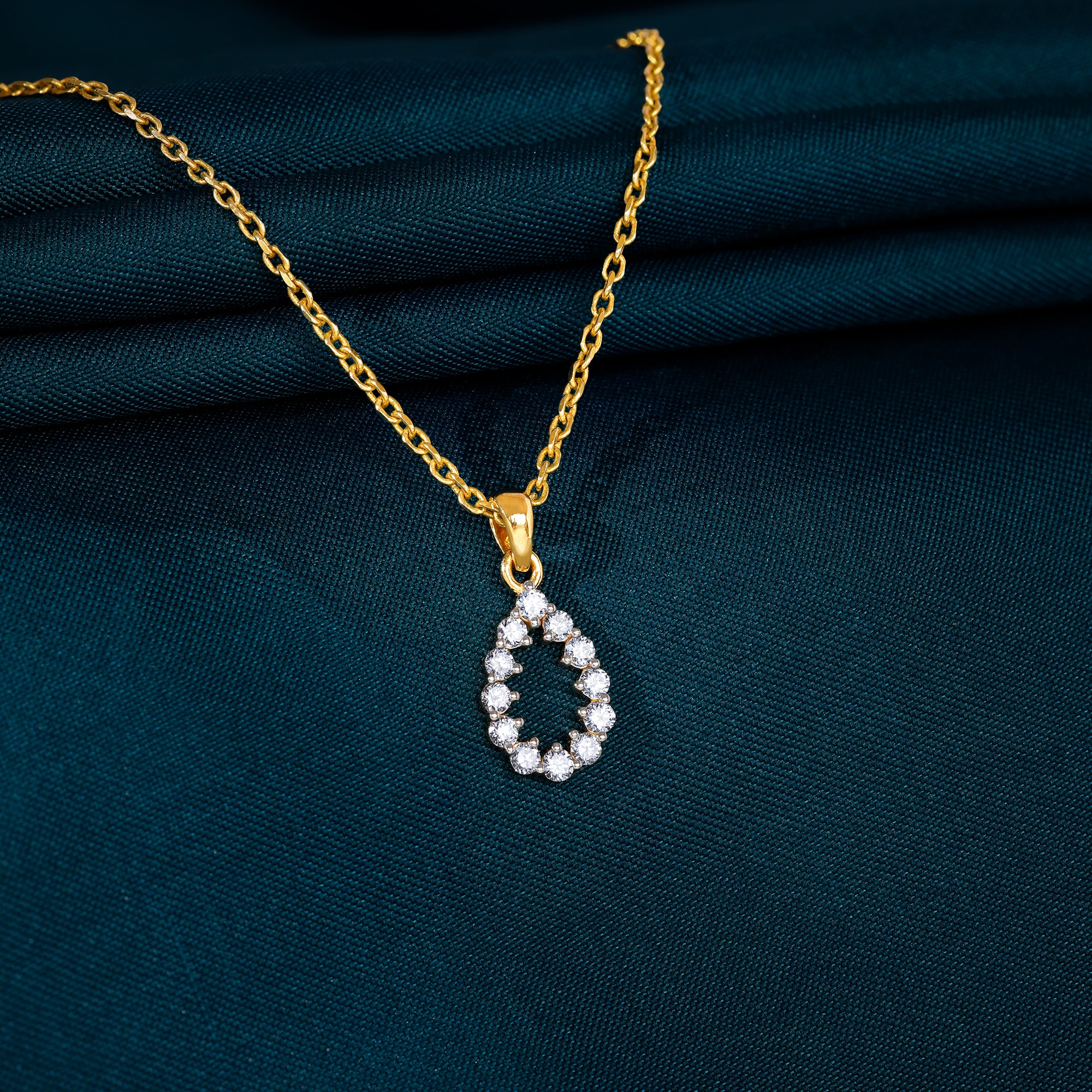 Gold Oval Aura Lab Grown Diamond Pendant - Image 2