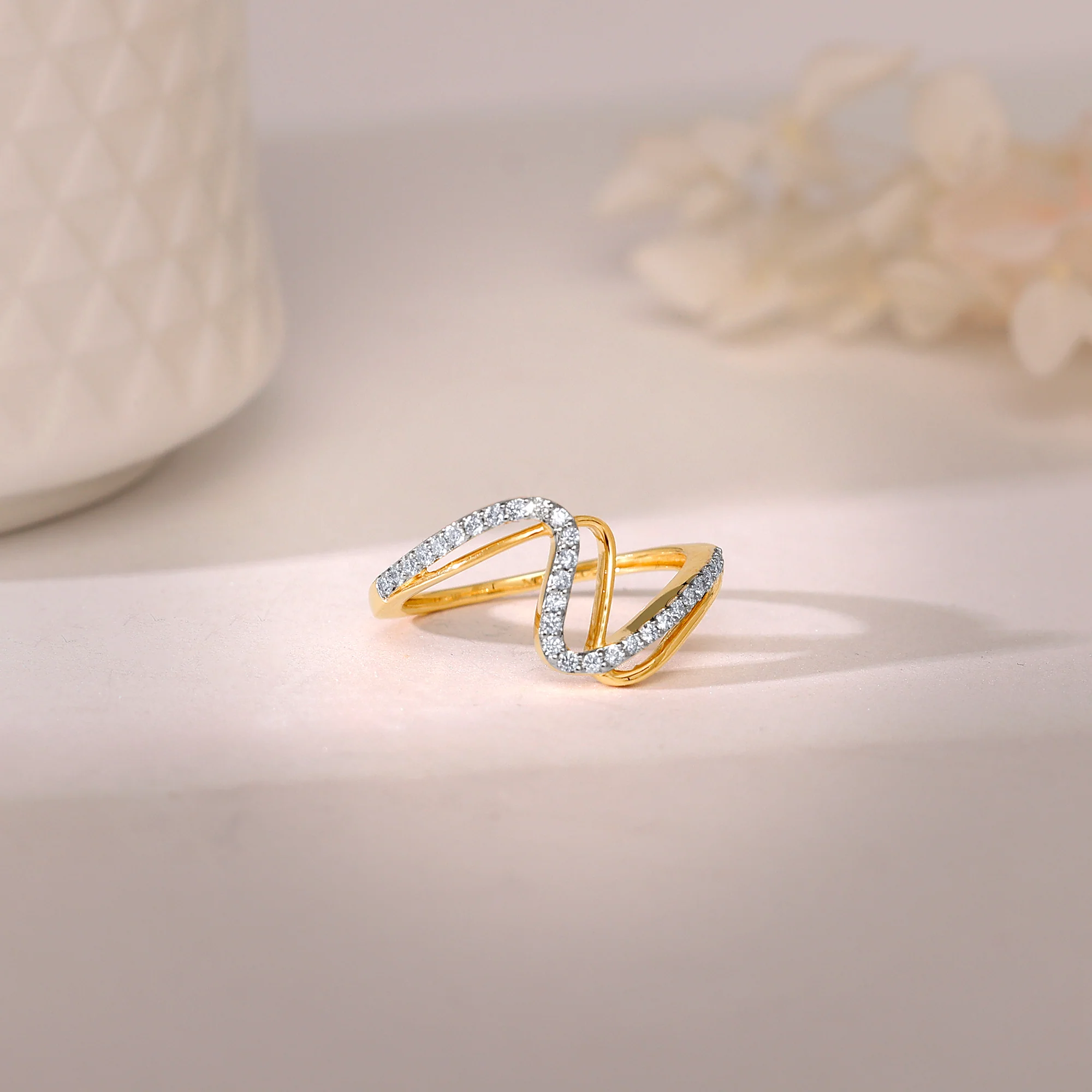 Gold ZigZag Luxe Diamond Ring - Image 2