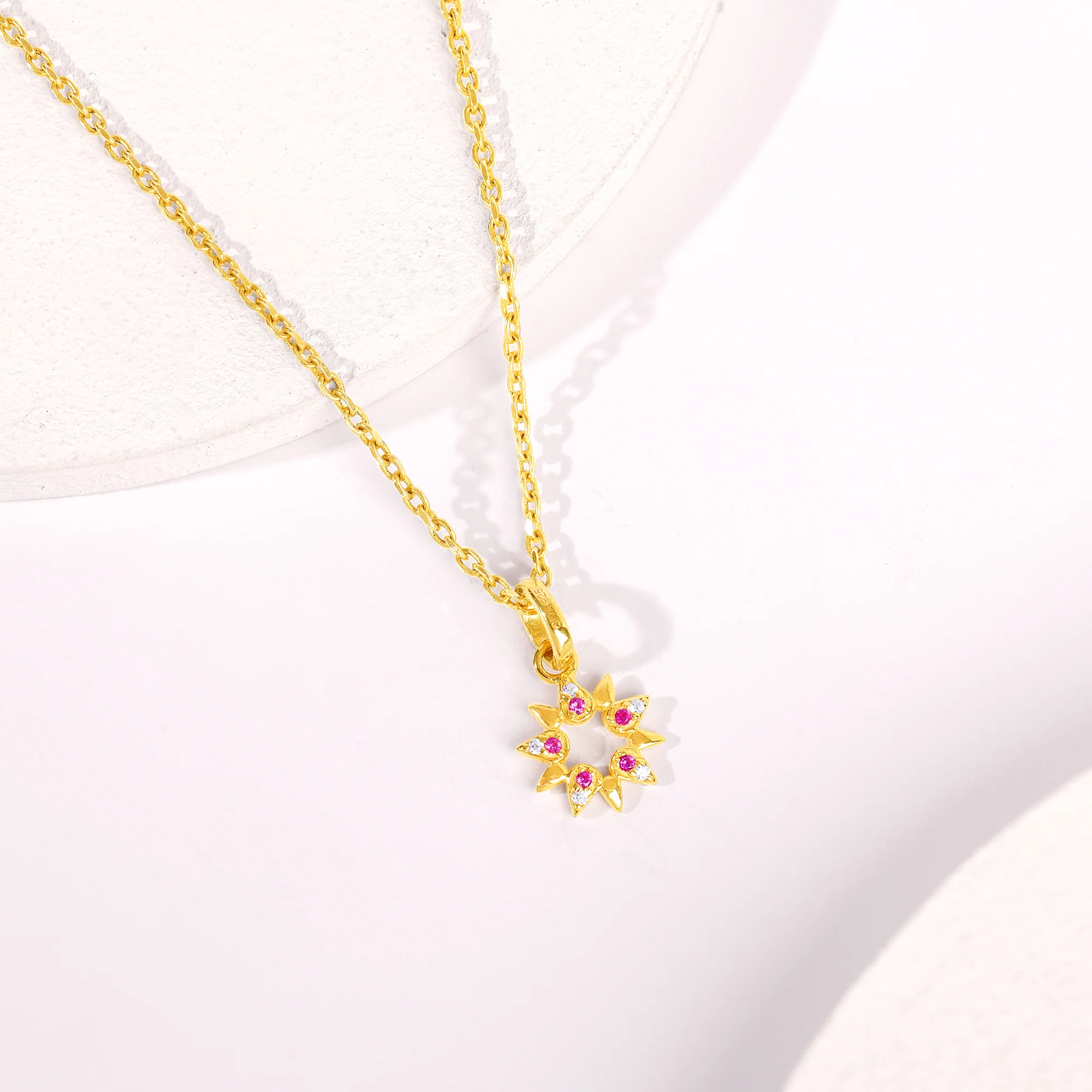 Golden Amaryllis Pendant With Link Chain - Image 2