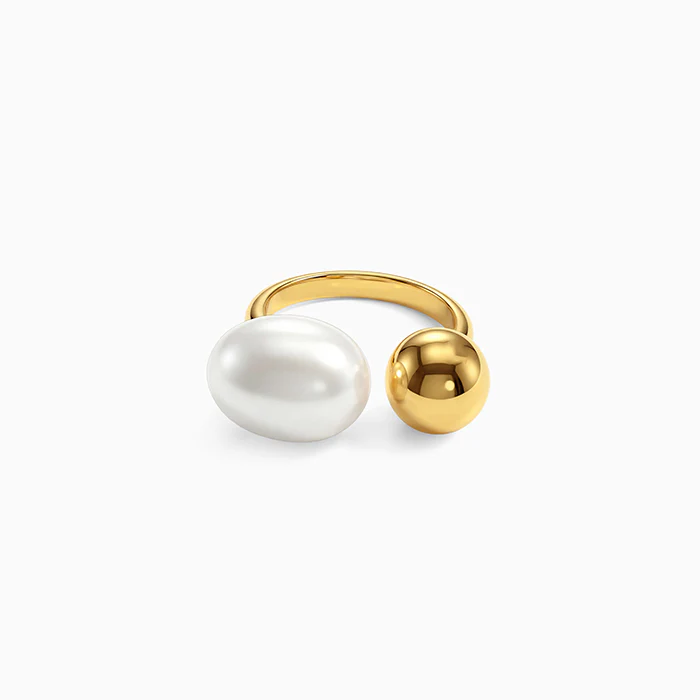 Golden Corinne Pearl Ring (Size 12)