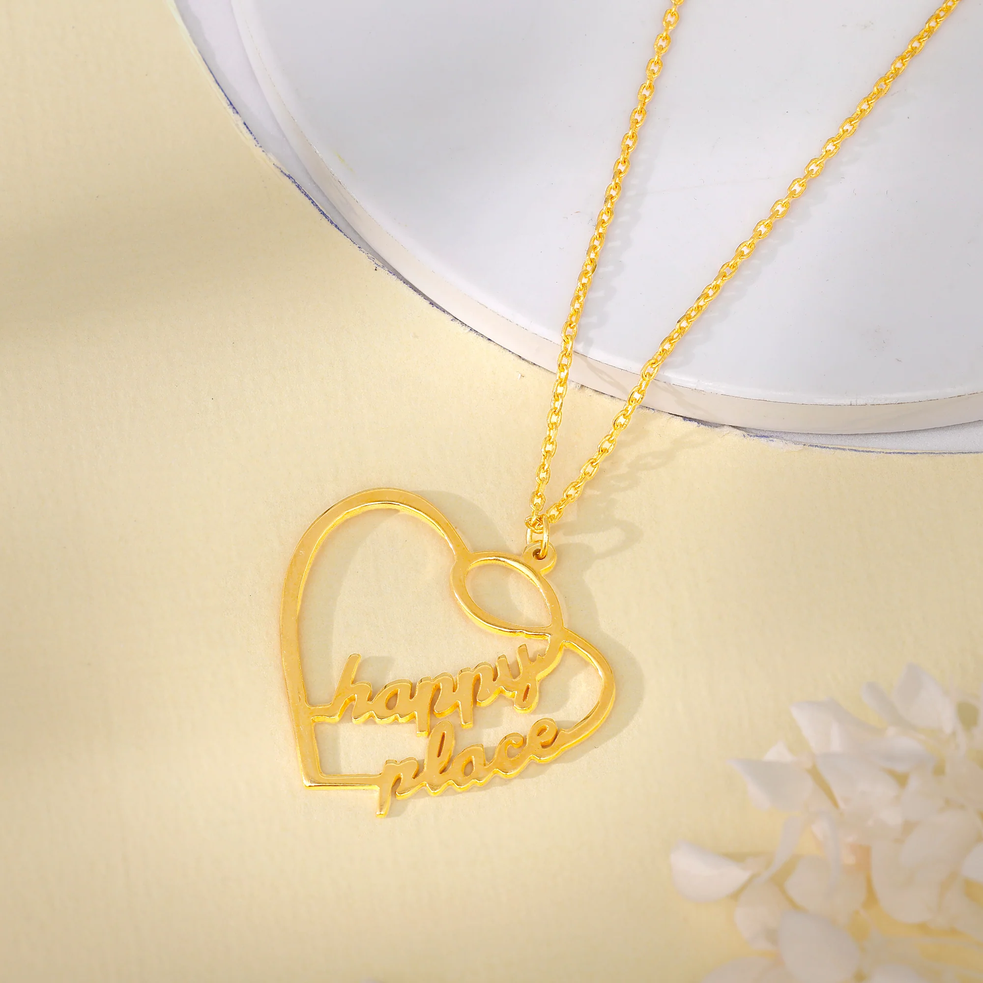 The Lovestruck Couple Golden Pendant With Link Chain - Image 3