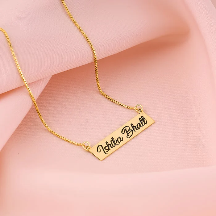 Golden Engraved Pendant with Box Chain - Image 2