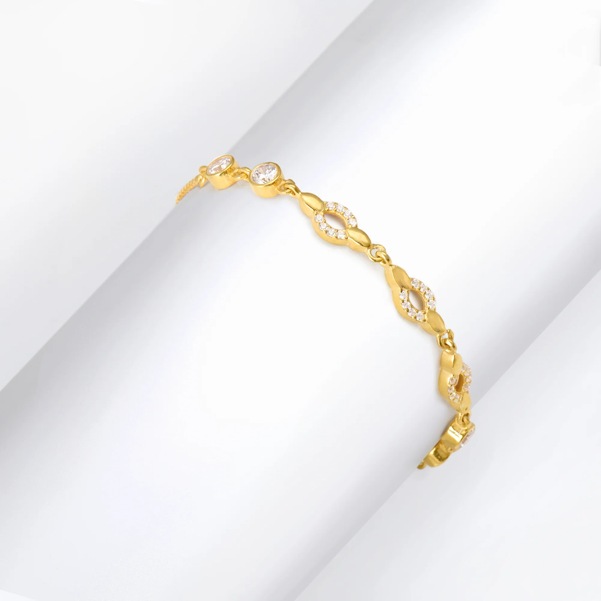 Golden Frozen Elsa Bracelet - Image 2