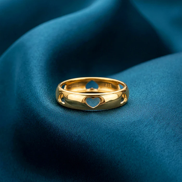 Golden Heart Cutout Band Set Ring - Image 2