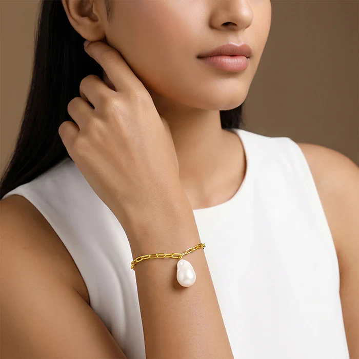Golden Katharine Pearl Bracelet - Image 3