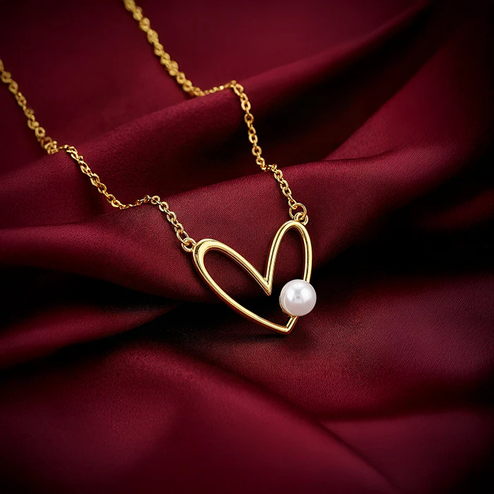 Golden Saranghae Necklace - Image 2