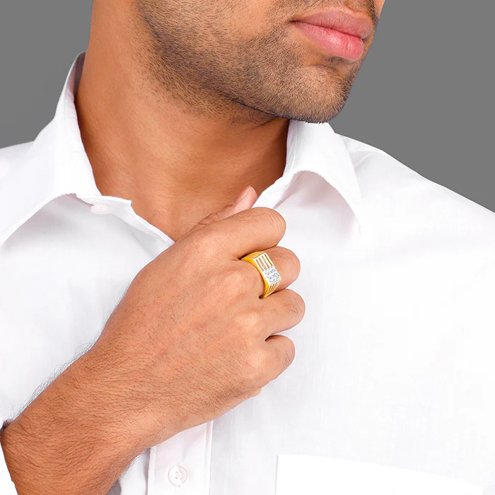 Golden Square in Rectangle Ring For Him - Image 4