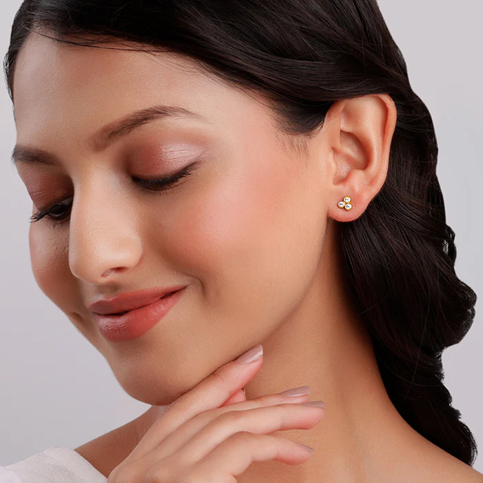 Golden Three-Stoned Stud  Earrings - Image 3