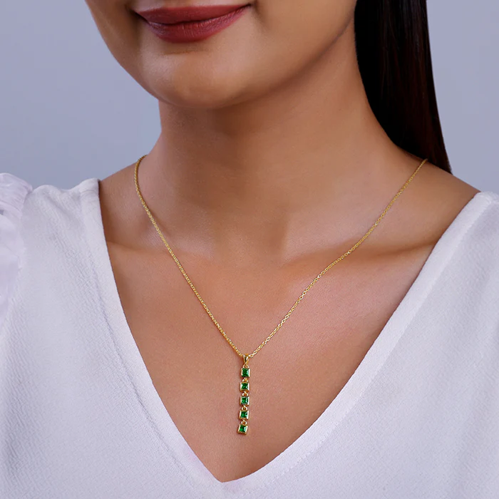 Golden Verdant Elegance Necklace - Image 3