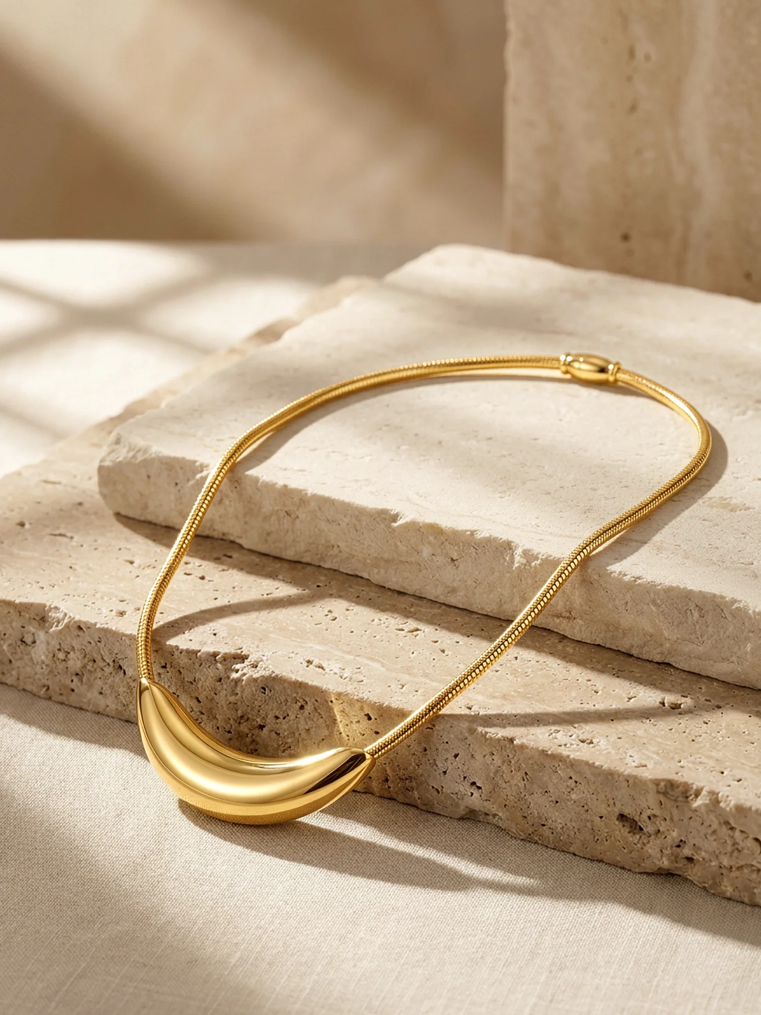 Main Character Loop Gold Plated Collar Necklace - Image 2