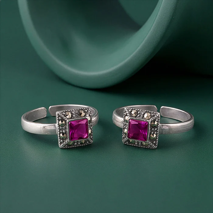 Oxidised Silver Charvi Toe Rings - Image 2