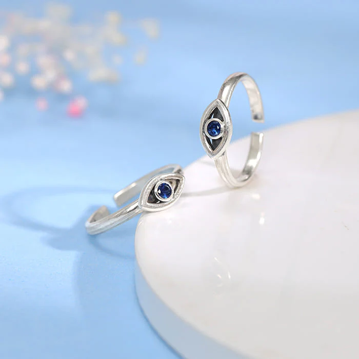 Oxidised Silver Naina Toe Rings - Image 2