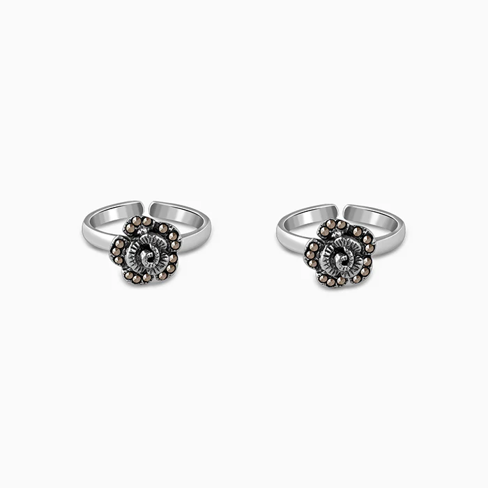 Oxidised Silver Nayra Toe Rings