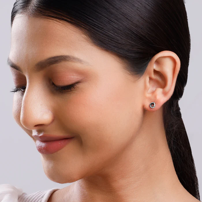 Oxidised Silver Vintage Circle Studs - Image 3