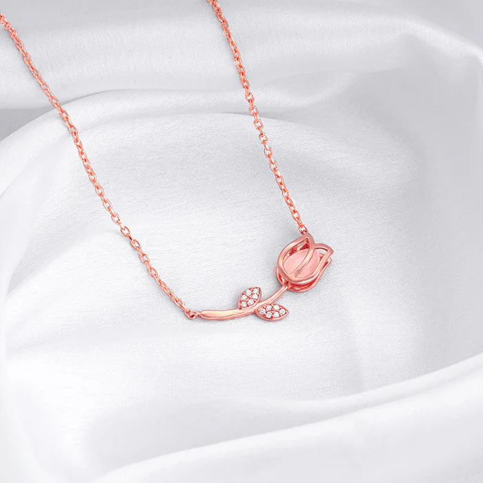 Anushka Sharma Rose Gold Pink Quartz Flower Necklace - Image 2