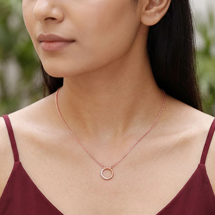 Rose Gold Gleaming Circle Necklace - Image 3