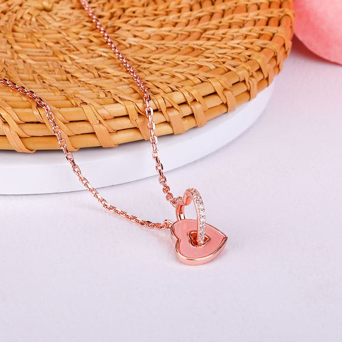 Rose Gold Interlocked Hearts Necklace - Image 2