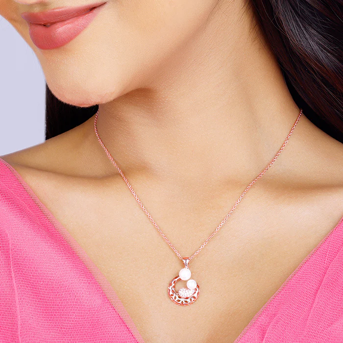 Rose Gold Pearlescent Cuddle Pendant With Link Chain - Image 3