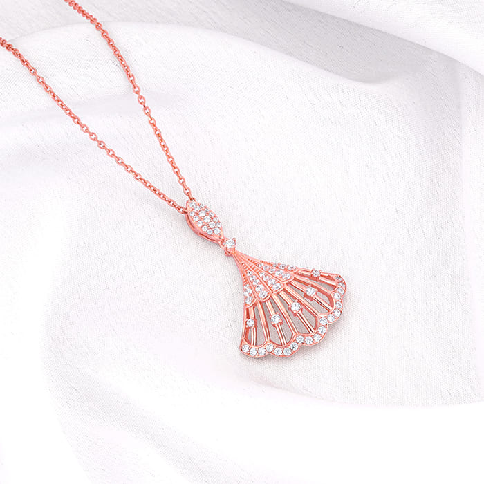 Rose Gold Seashell Pendant With Link Chain - Image 2
