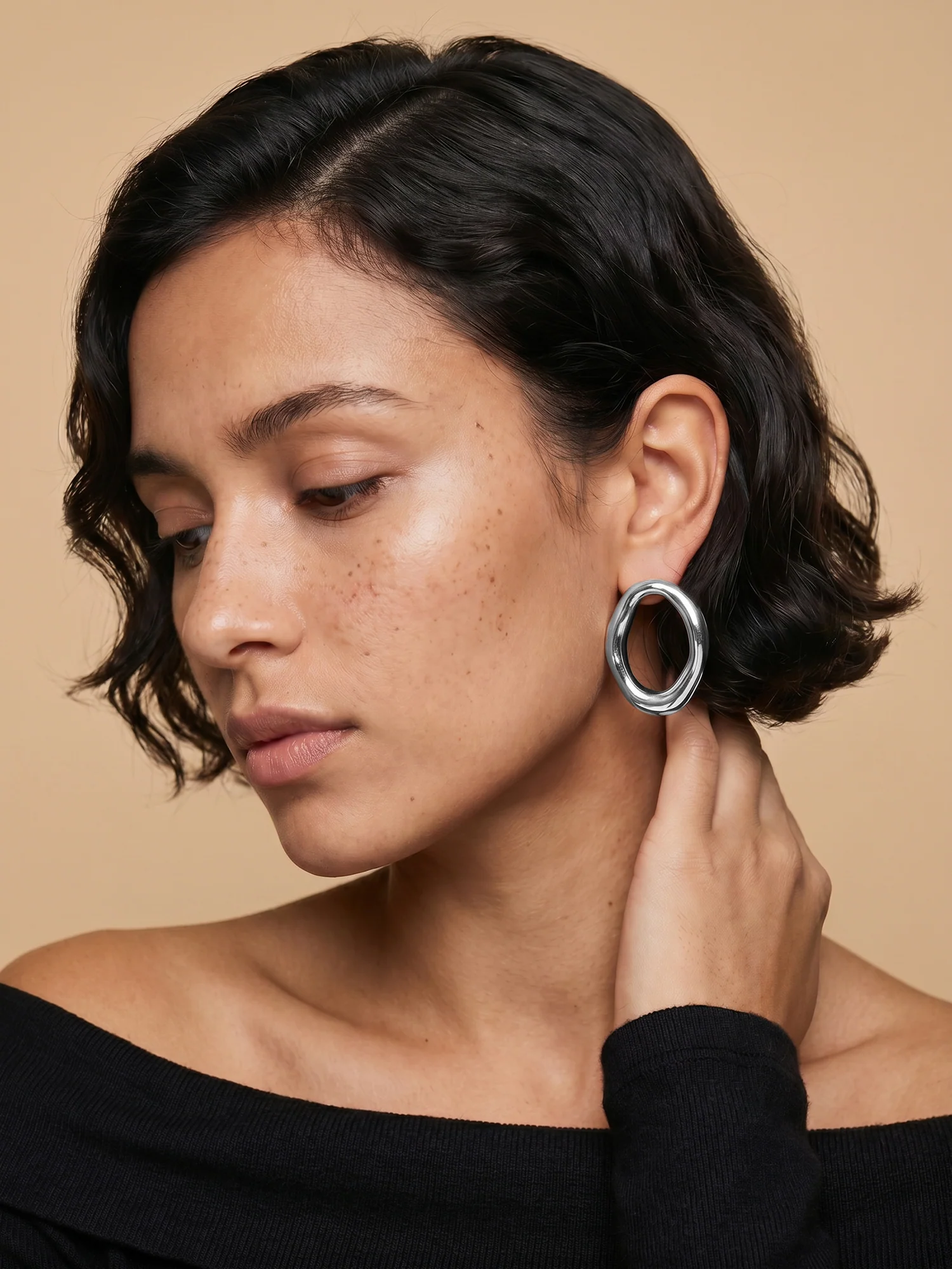 Rounded Edge Stainless Steel Hoop Earrings - Image 3