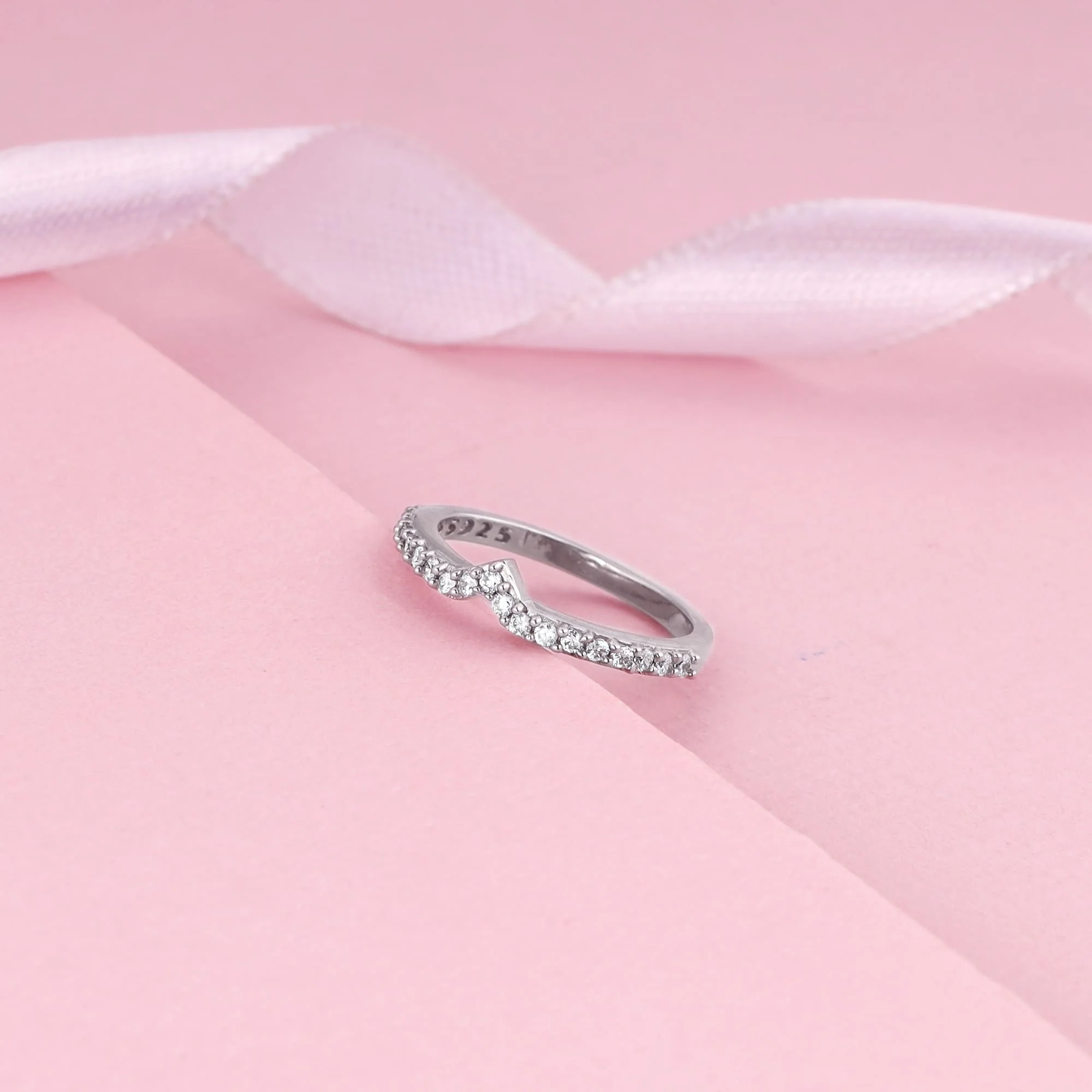 Silver Cupid Arrow Ring - Image 2