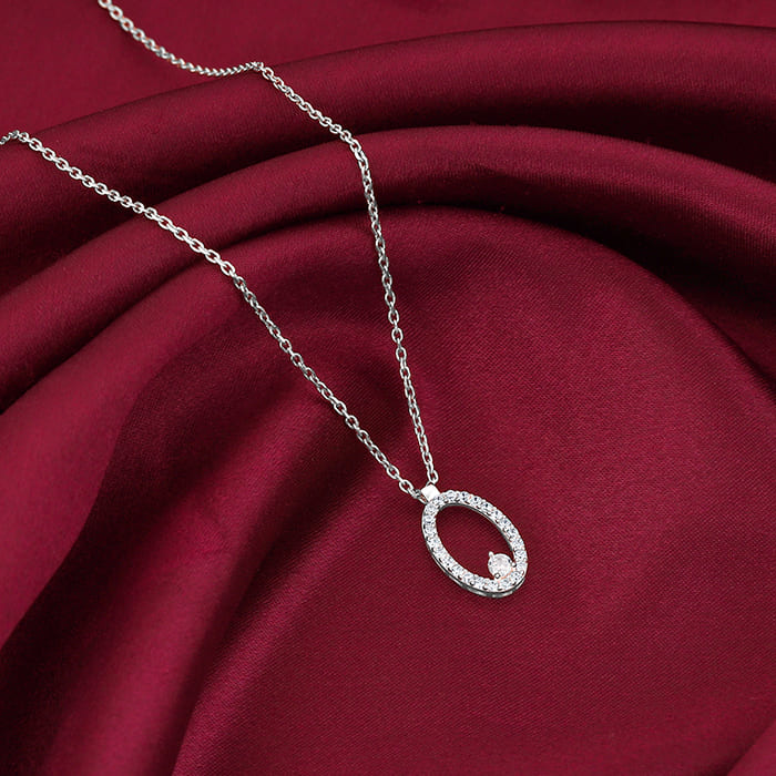 Silver Arena Pendant With Link Chain - Image 2