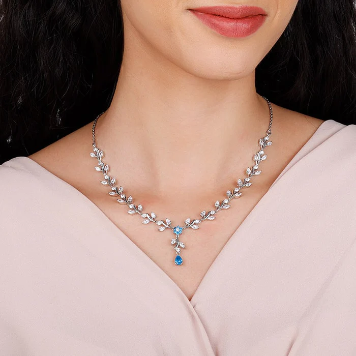 Silver Blue Daisy Necklace - Image 3