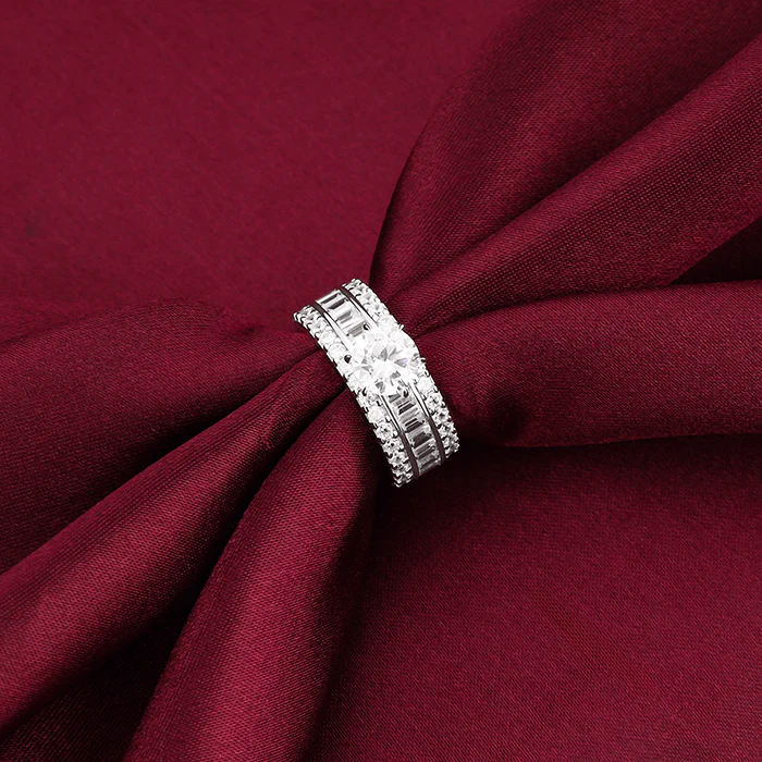Silver Chambered Ring - Image 2