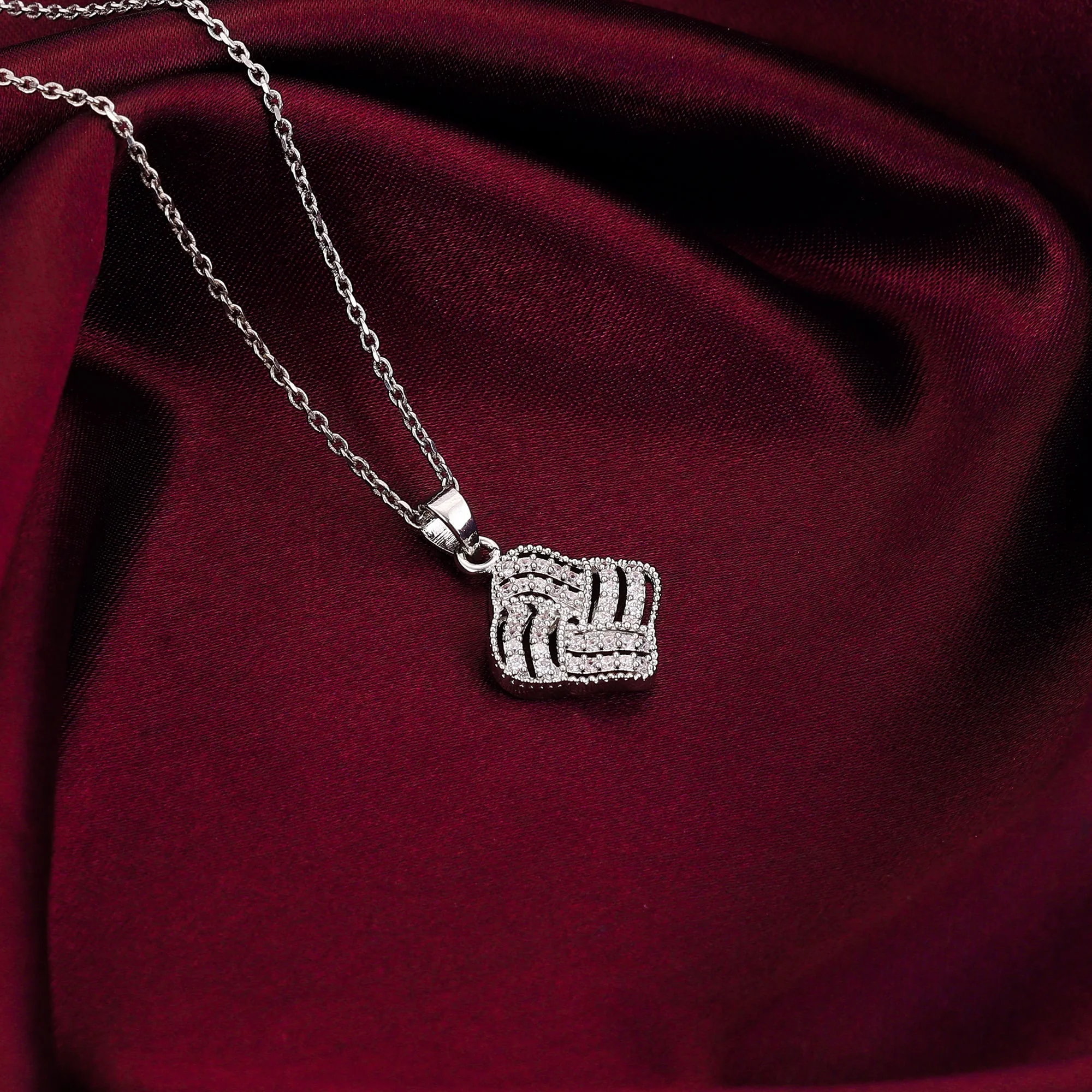 Silver Chequer Rhombus Pendant With Link Chain - Image 2