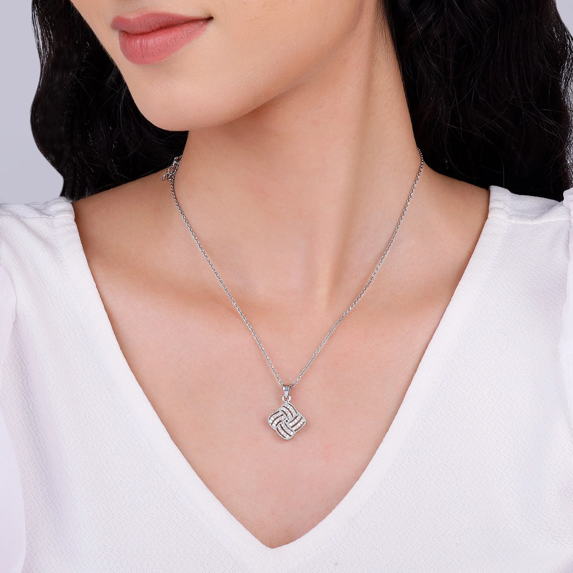 Silver Chequer Rhombus Pendant With Link Chain - Image 3