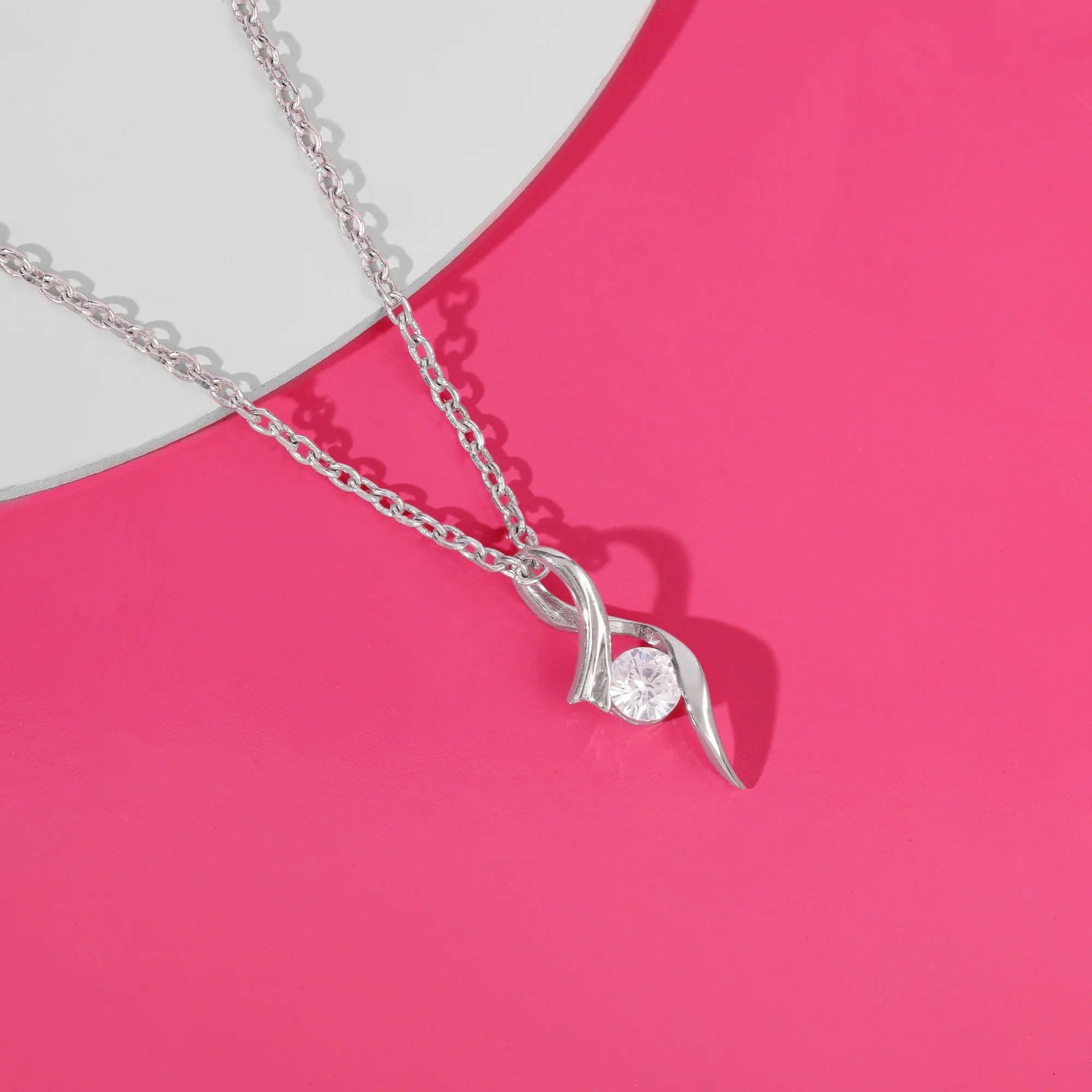 Silver Classy Shine Pendant With Link Chain - Image 2