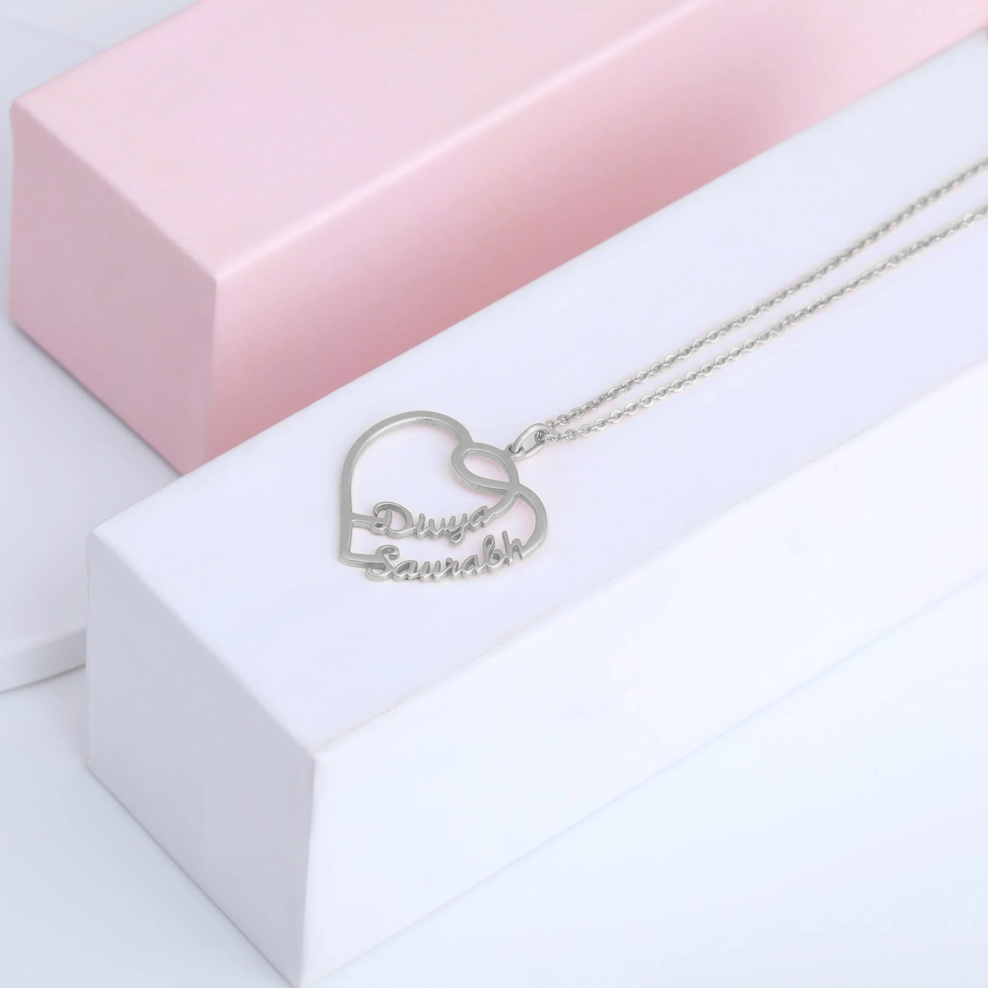 The Lovestruck Couple Silver Pendant With Link Chain - Image 3