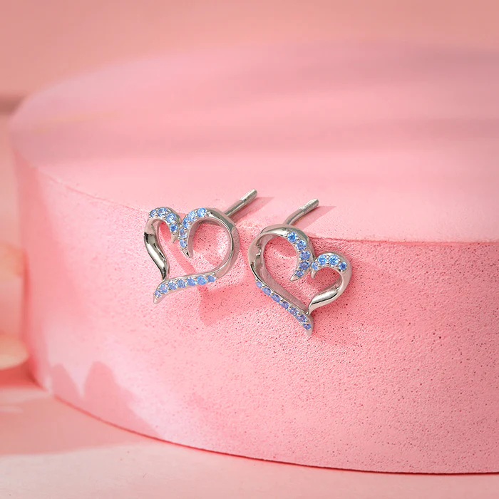 Silver Dewy Heart Studs - Image 2
