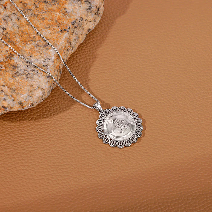 Silver Divine Mahadev Pendant With Box Chain For Him - Image 2
