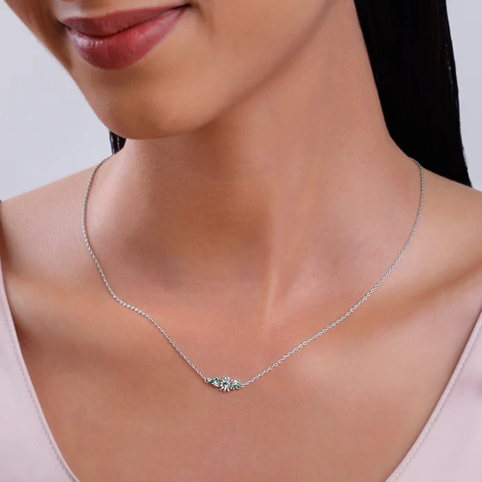 Silver Dreamy Flower Necklace - Image 3