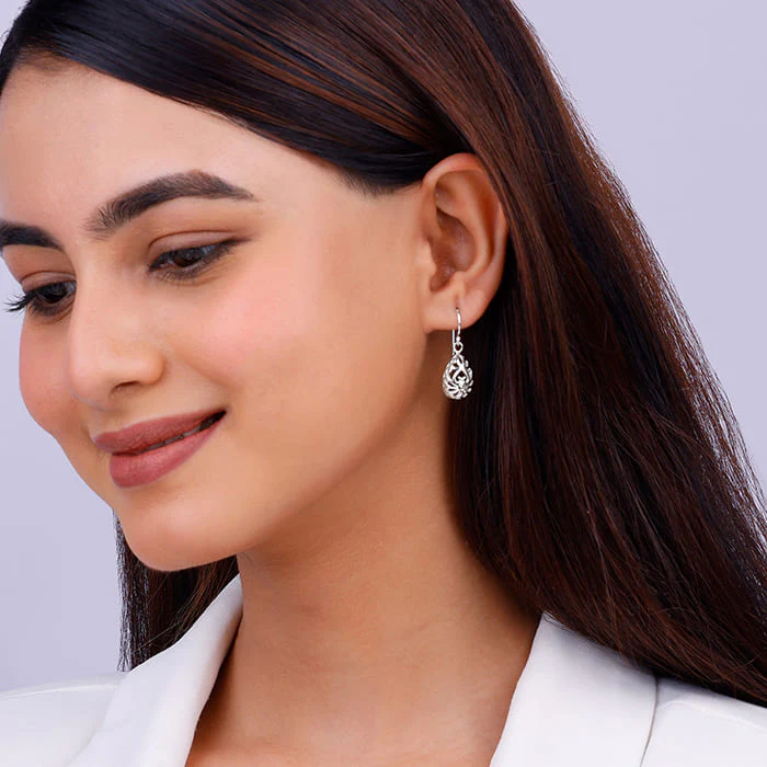 Silver Filigree Earrings - Image 3