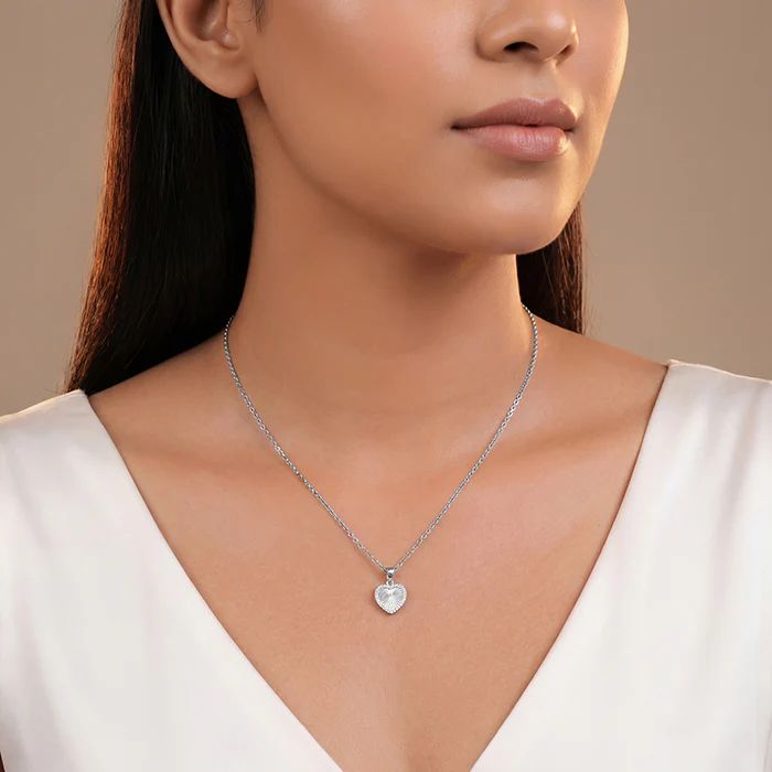 Silver Heart Ray Pendant With Link Chain - Image 3
