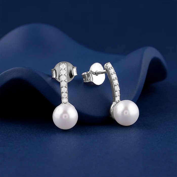 Silver Lillian Pearl Earrings - Image 2
