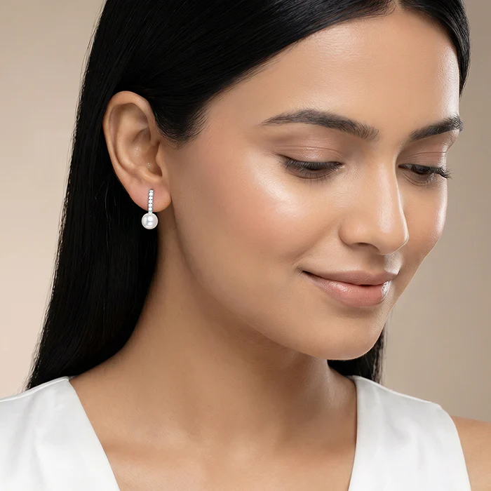 Silver Lillian Pearl Earrings - Image 3