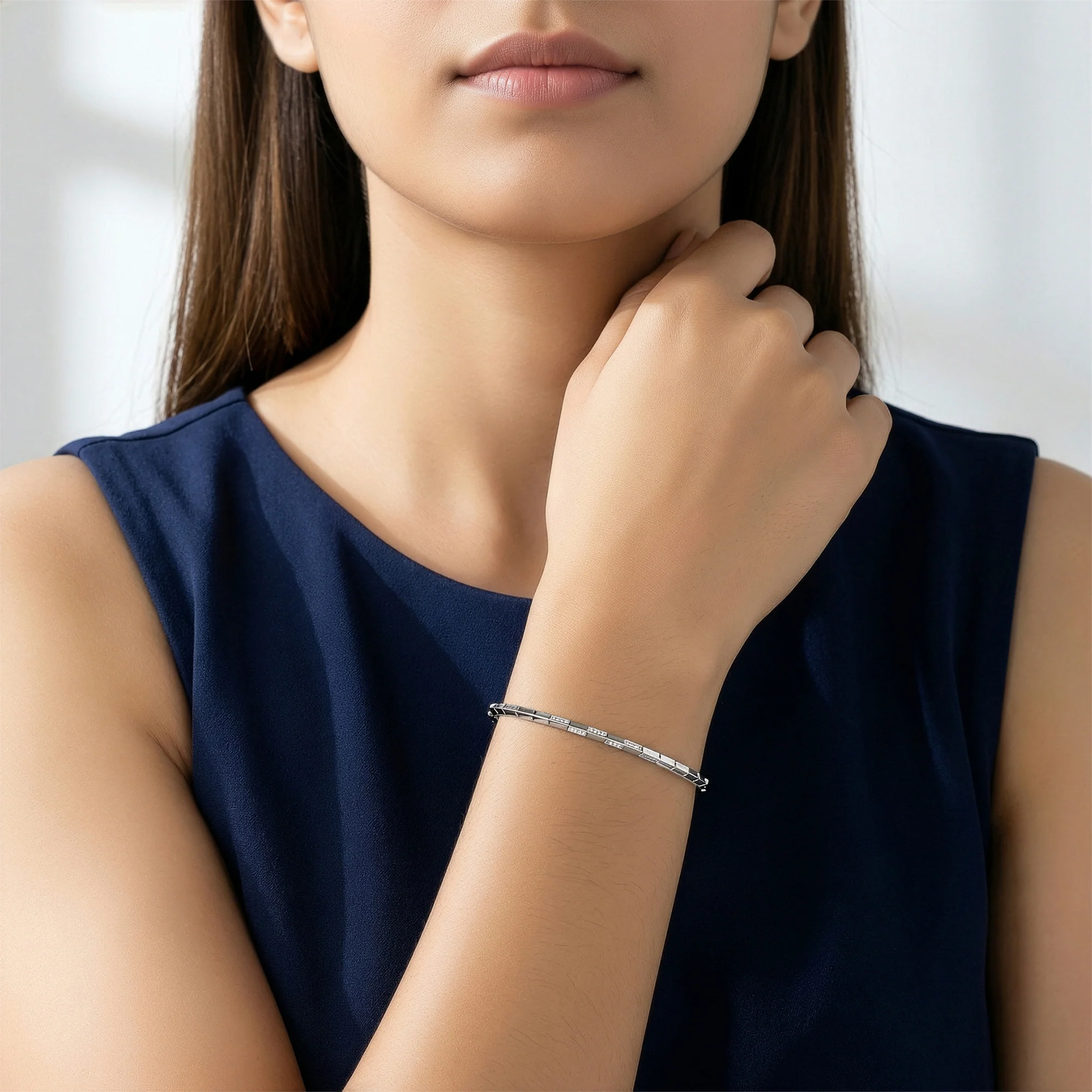 Silver Monaco Bangle Bracelet - Image 3